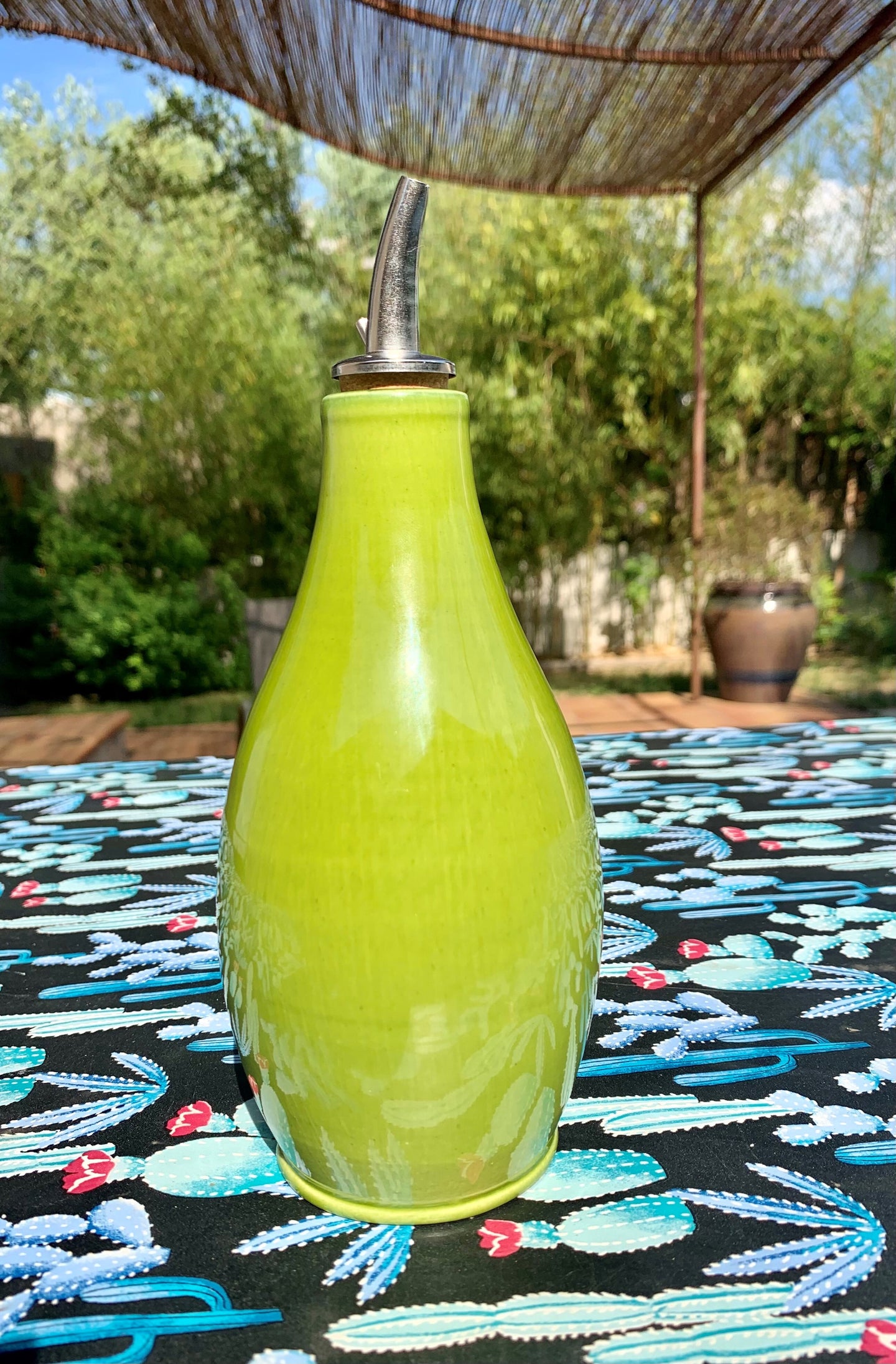 Huiliers en céramique de l'Atelier ROMAIN BERNEX - VERT OLIVE